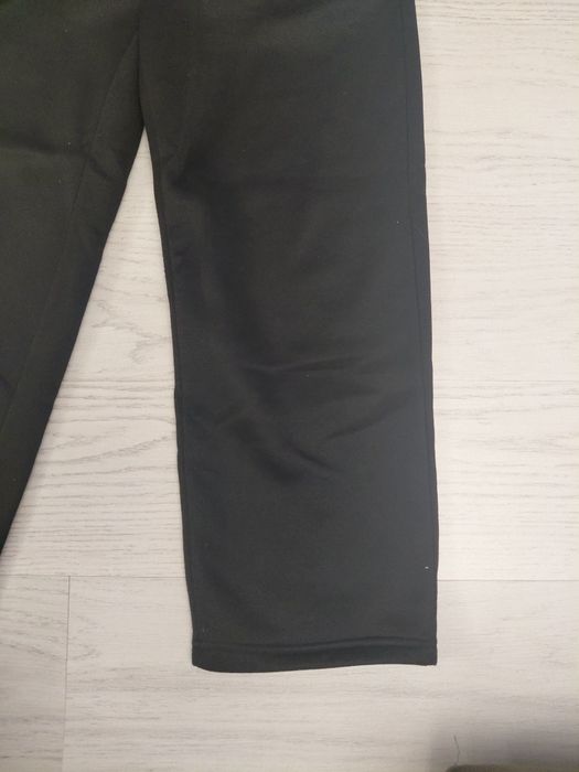 Pantaloni de trening largi