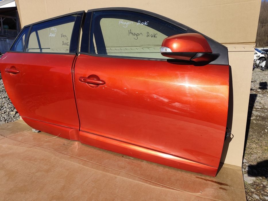 Ușa dreapta fata Renault Megane 3. stânga spate Renault Megane 3 break