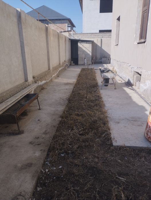 Варк 2 да ховли сотилади, 6соток угловой