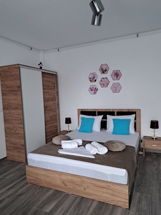 Închiriez garsoniera tip studio de 42 m în Mamaia Nord în extrasezon.