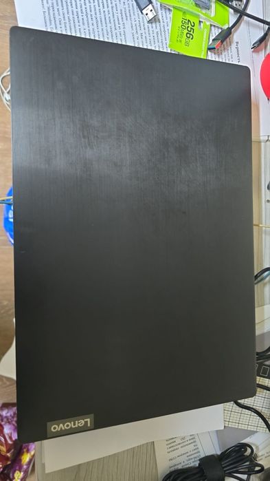 Ноутбук Lenovo в хорошем состоянии