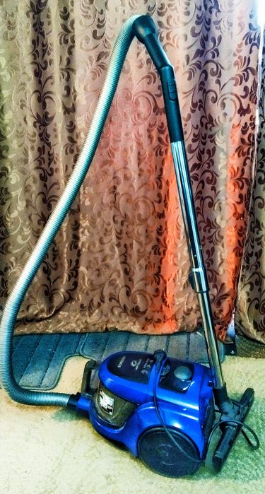 Два Пылесоса  Samsung