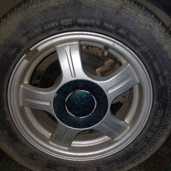 Прадаю диски с покрышками без камера