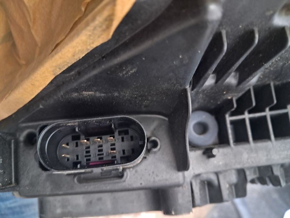 Фар Mercedes Benz GLC X254 C254