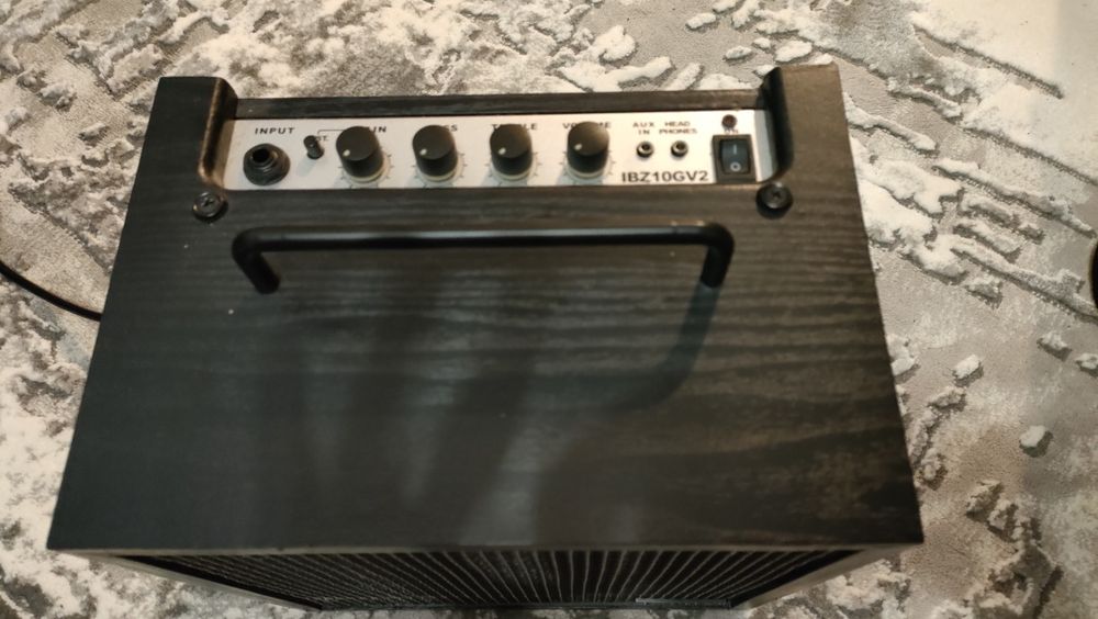 Amplificator chitara Ibanez IBZ10G-V2