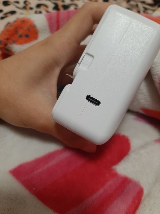 Vând mini imprimantă cine dorește  vă rog să dați mesaj in privat !