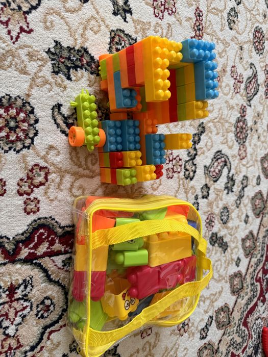 Продается детские игрушки