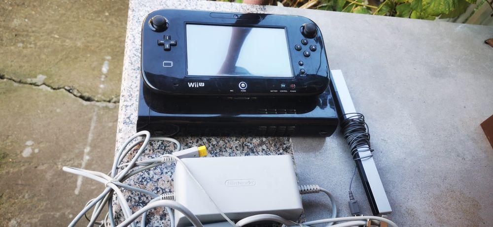 Consola Nintendo Wii U / WUP010 (EUR) Focsani • OLX.ro