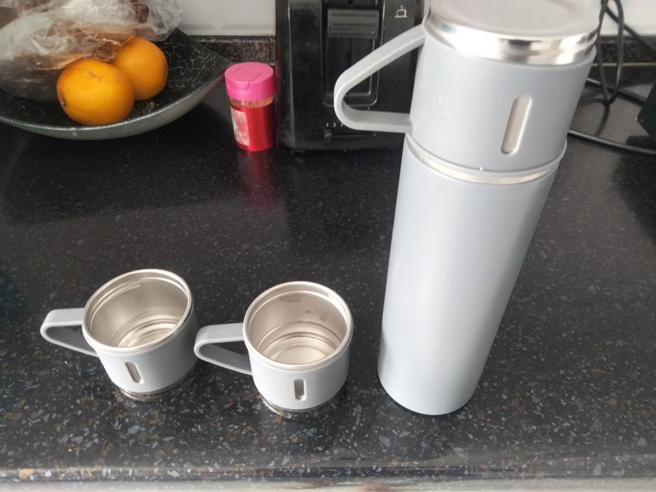 Термос 500мл + 3 кружки