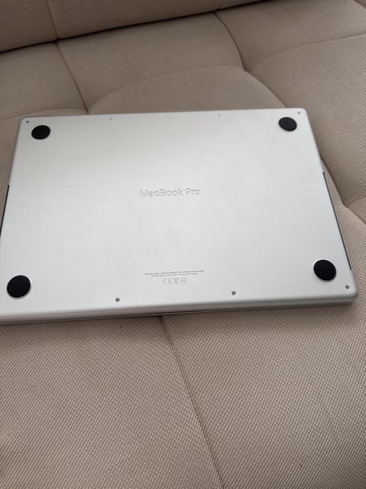 MacBook Pro  14 M3 512Gb 8Ram