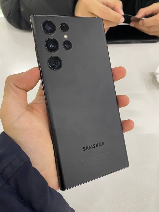 Samsung S22 Ultra 128/8GB