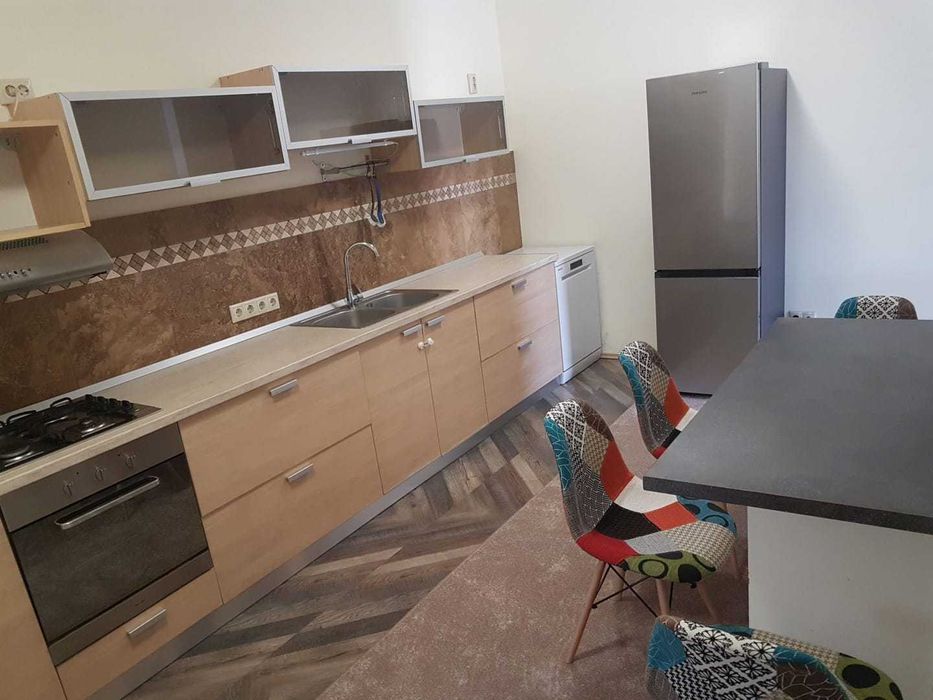 Apartament 3 camere langa Gradina Botanica. Terasa 50 m2. Priveliste frumoasa.