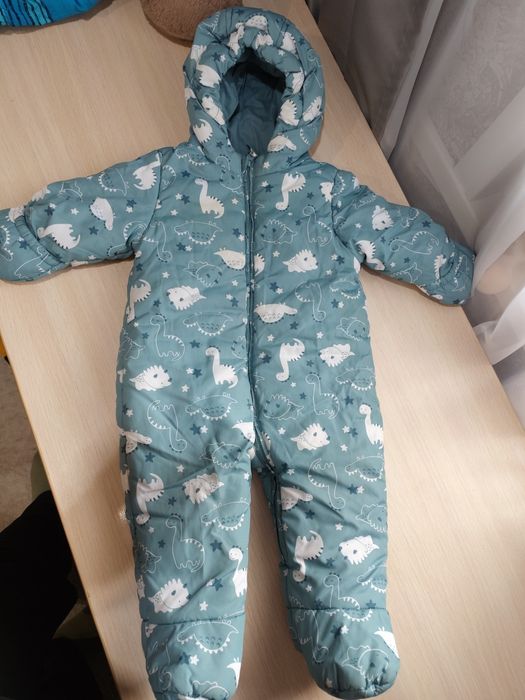 Продам осенний комбинезон 74р