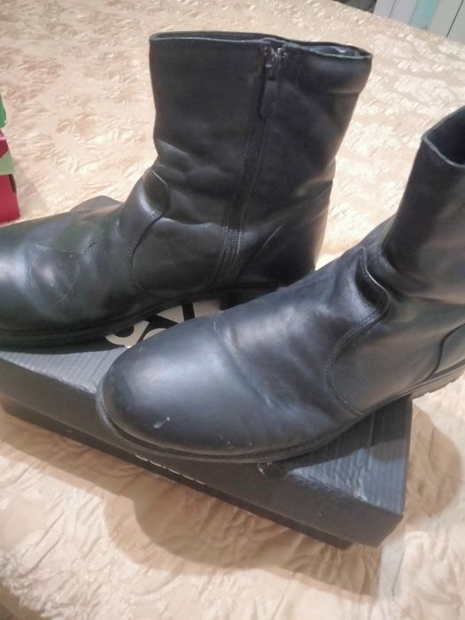 Продам зимнии ботинки б/у