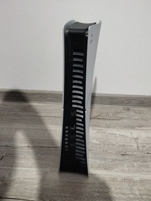 Vând playstation5