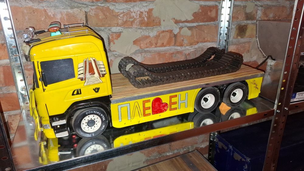 Tamiya 1/14 scale