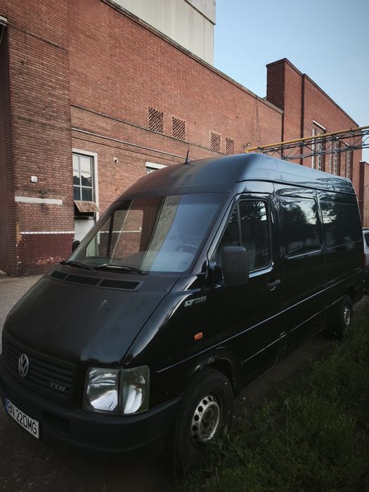 Volkswagen LT, varianta medie, negru