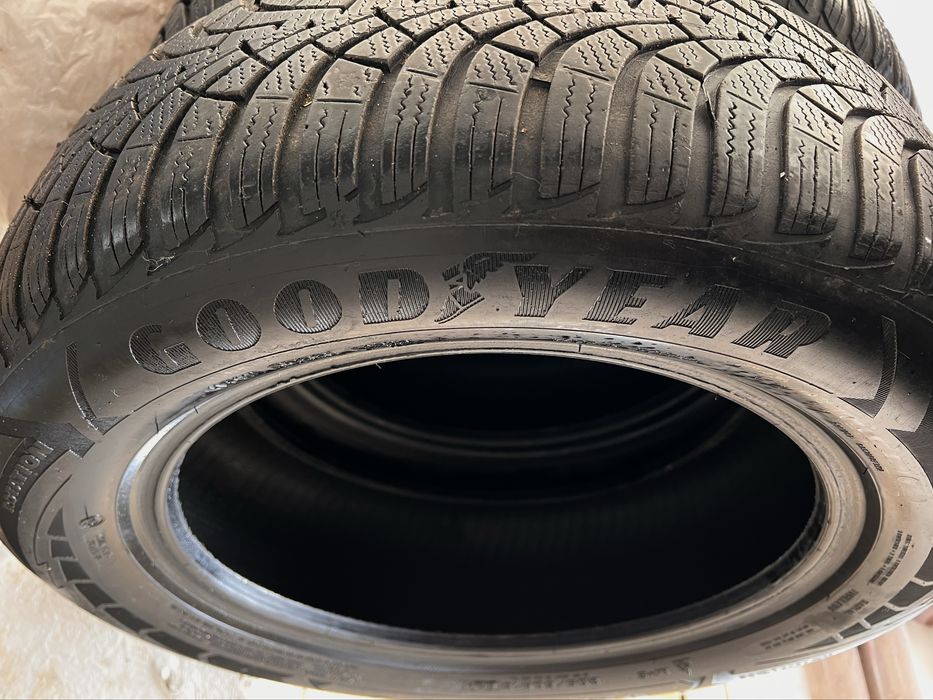 Зимни губи 205/60 R16 4бр  Goodyear2 и Toyo2