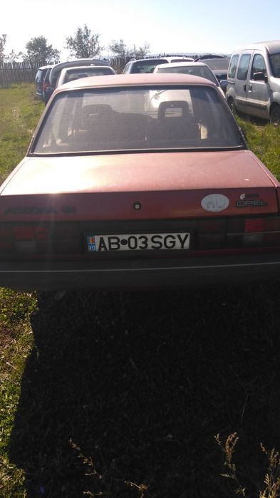 Vând Opel Ascona ,c