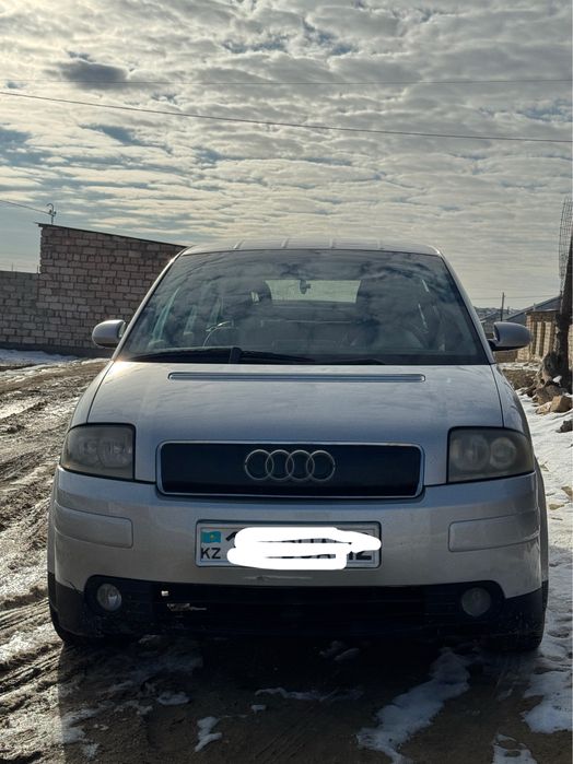 Продам автомобиль ауди а2 .