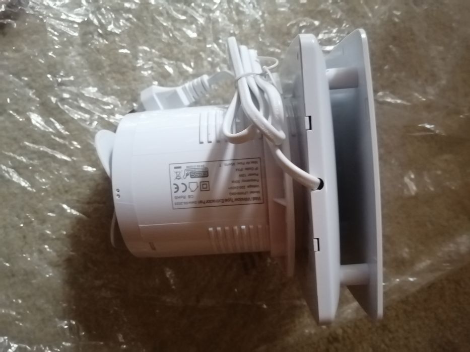 Вентилатор стена, таван или прозорец