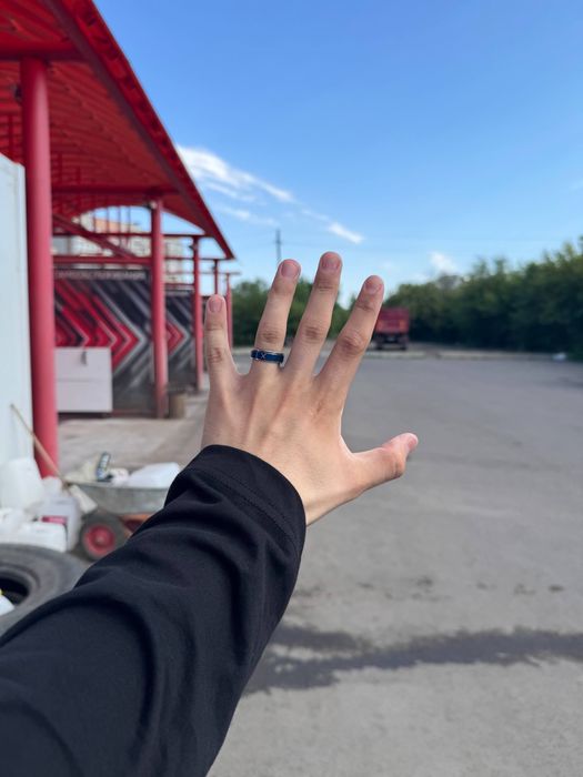 продам айфон 15 про