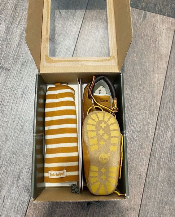 Căciulița mărimea 18.5 - Set Timberland ghete/caciulita