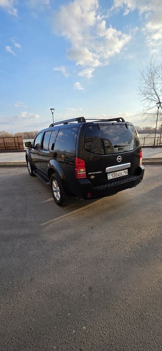Nissan pathfinder r51 2008 года