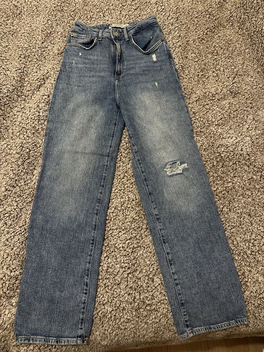 Оригинални дамски дънки на Guess