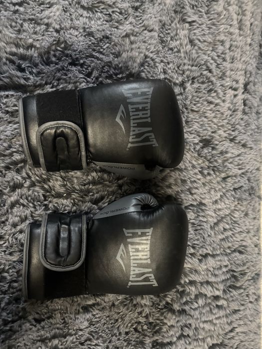 manusi de box everlast negre