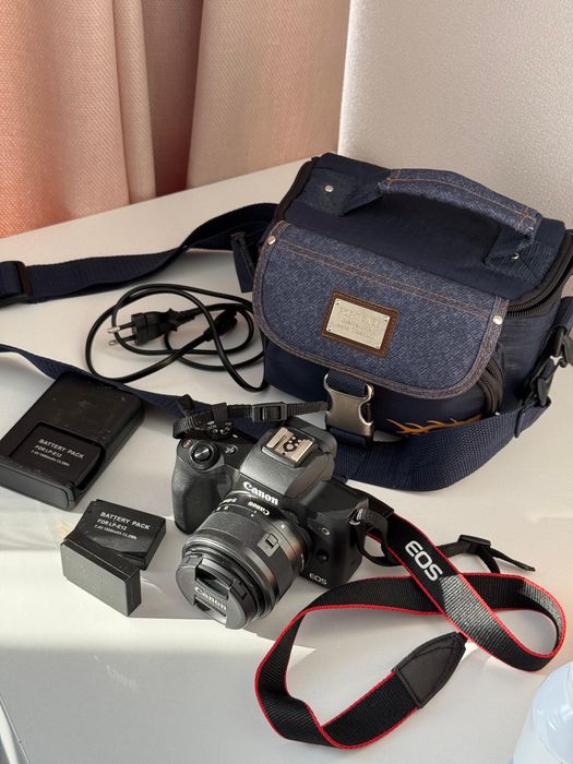 Фотоаппарат canon m50