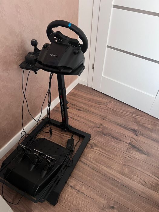 Volan pentru jocuri / PS5