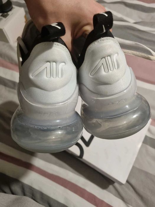 Nike Air Max 270 – Мъжки маратонки Размер 45.5 (UK 10.5) бели отлични
