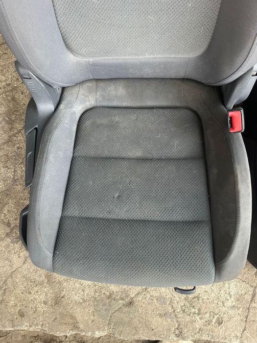 Оригинален салон за Vw Golf 5 plus Голф 5 плюс ном 888