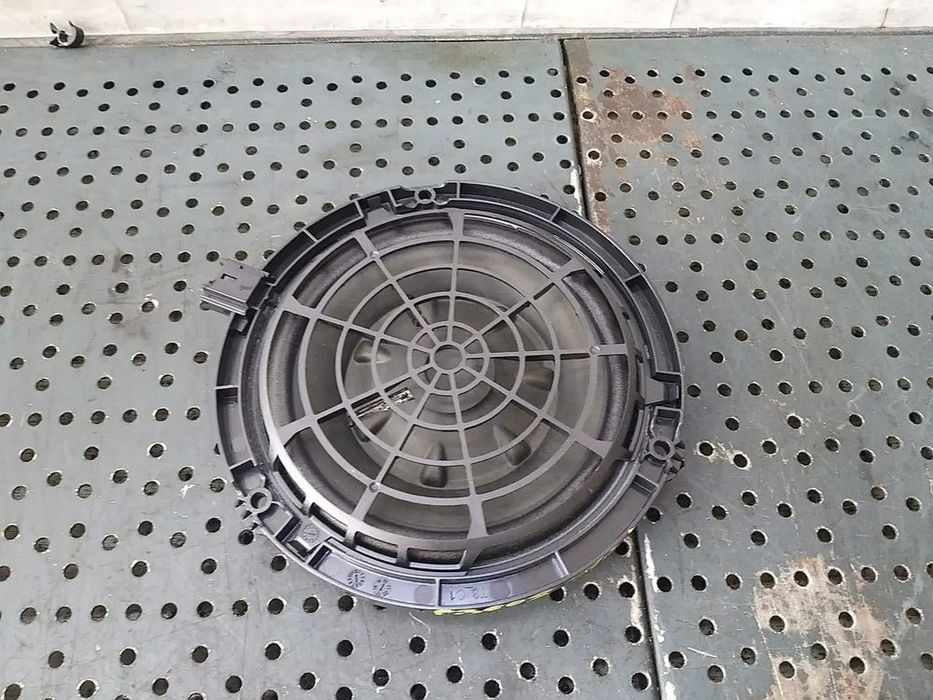 Boxa audio stanga spate peugeot 3008 2 980607108000