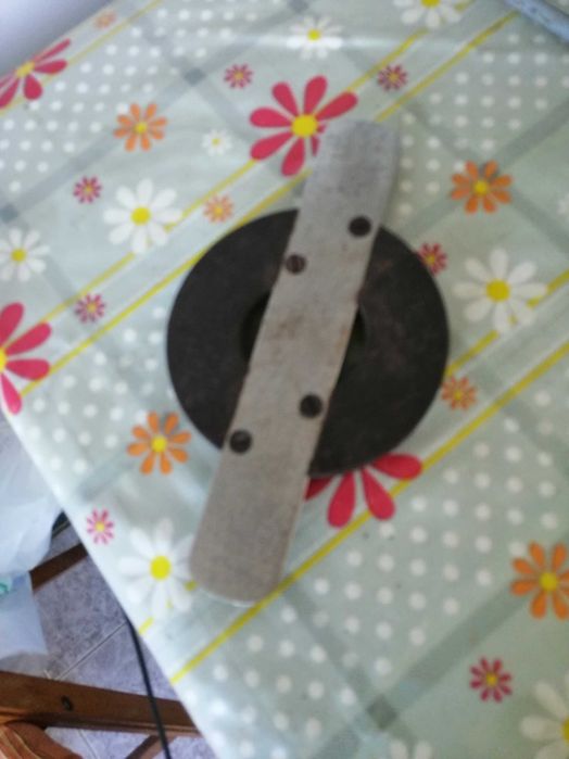 Ретро затварачка за буркани