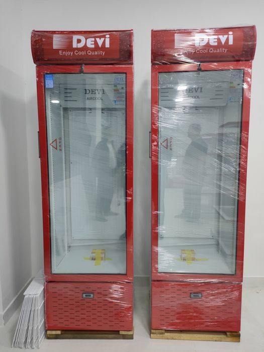 Акция !!! Продаются витриные холодильники.
