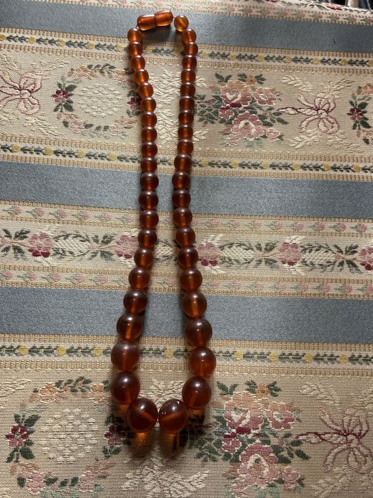 кехлибарен гердан  натурален балтийски