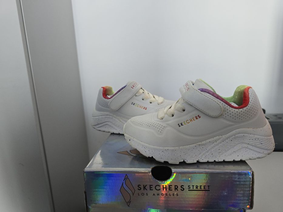 Skechers model 310457L/WMLT marime 27.5