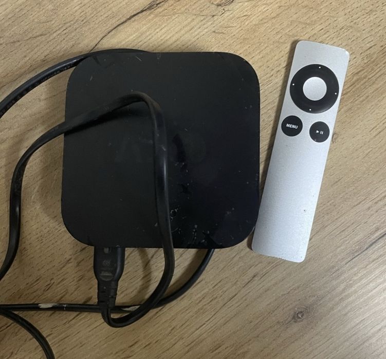Apple TV gen3 cu toate accesoriile