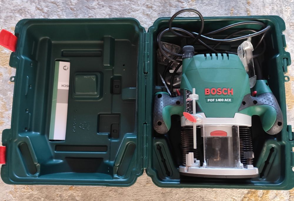 Vând Freza lemn Bosch POF 1400ACE