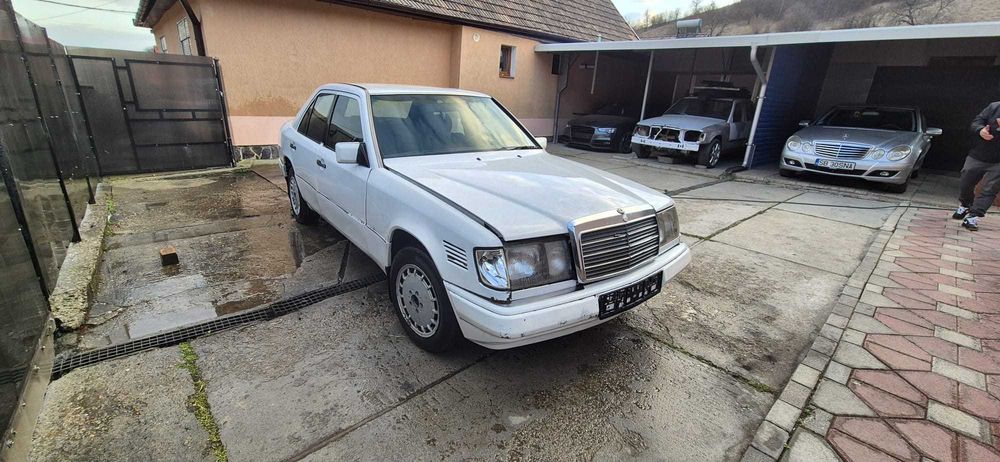 Piese Mercedes w124 200 Diesel, dezmembrari mercedes w124 2litri