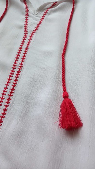 Блузка с вышивкой LC Waikiki