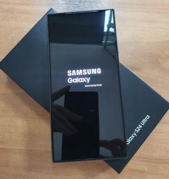 Продам samsung s24 ultra 256 gb