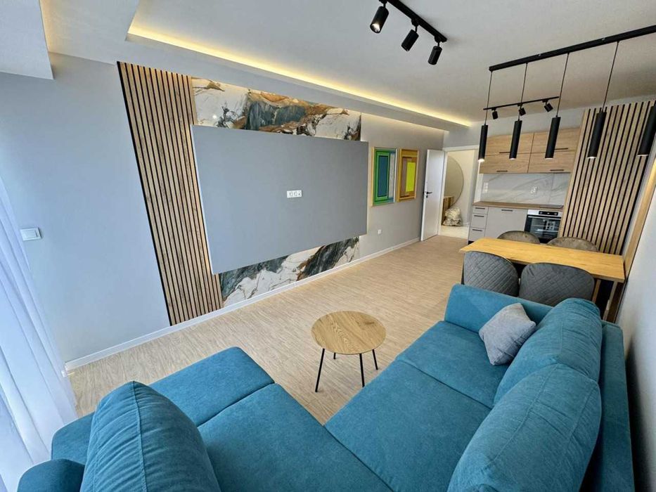 Продава се Двустаен апартамент в Пловдив, Гагарин - 73 кв.м за 1781 €/кв.м - Снимка #1