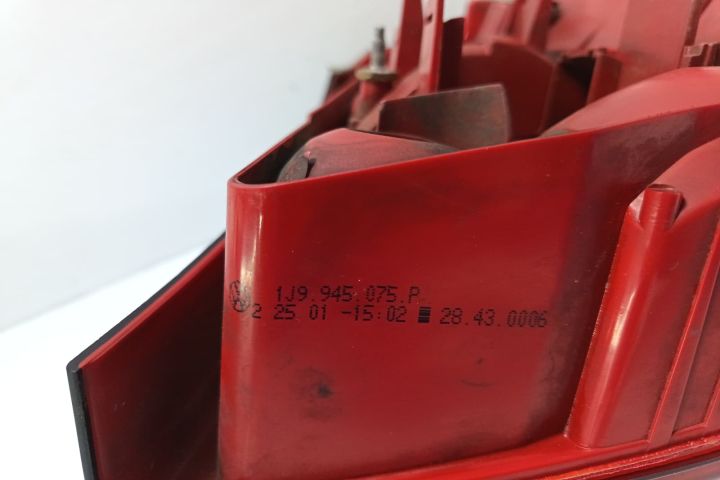 Stop stanga  1J9945075P Volkswagen VW Golf a 4-a generatie