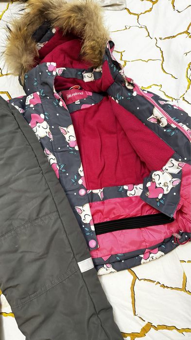 Продам зимний комплект для девочки