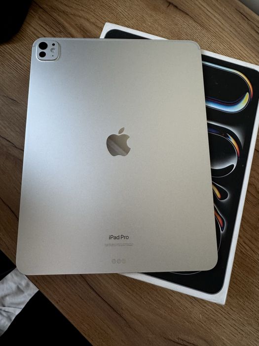 Новый ipad pro m4 13”. Айпад про м4