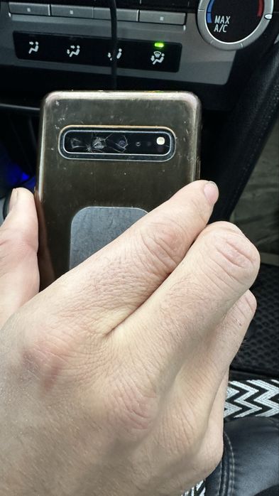 Продам Samsung S10 5G