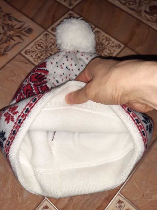 Шапки женские разные